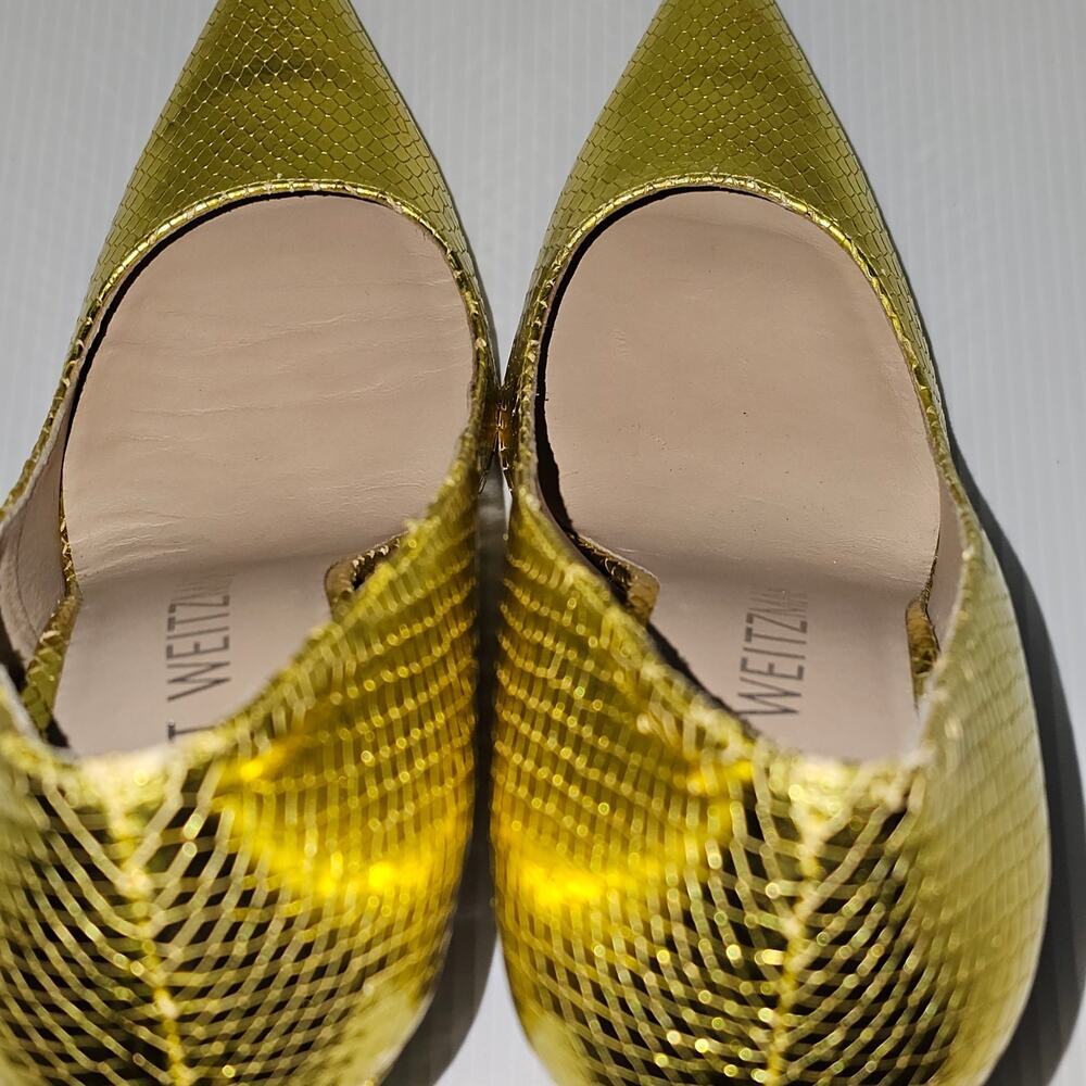 Stuart Weitzman Metallic Yellow Snakeskin Pointed-Toe Pumps - Picture 11 of 16